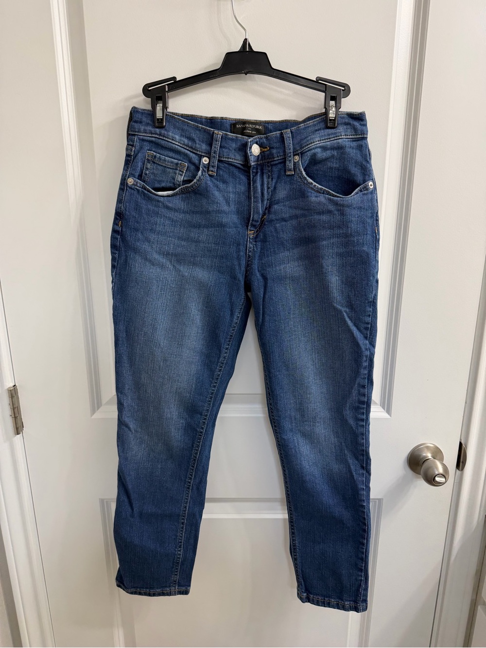 Banana Republic Women's Girlfriend Jean Size 26/2